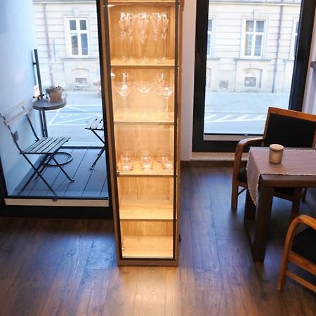 Boutique 109 - Old City, Luxury Apt. With A Garage Краків Екстер'єр фото